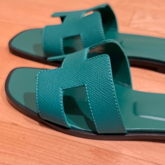 HERMES Oran sandal -size 37- Green (vert émeraude) in Epsom calfskin. - Picture 5 of 8